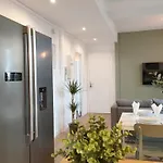 Apartment L'atmosphere - Centre-ville - Parking - Netflix - 4 Ch - 2 Sde
