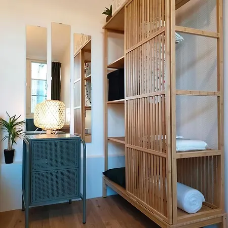 L'atmosphere - Centre-ville - Parking - Netflix - 4 Ch - 2 Sde Apartment *