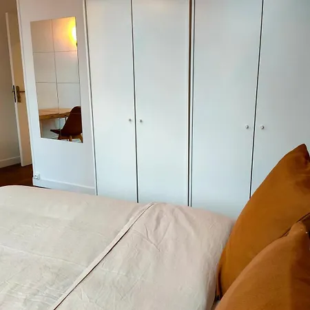 Apartment L'atmosphere - Centre-ville - Parking - Netflix - 4 Ch - 2 Sde *