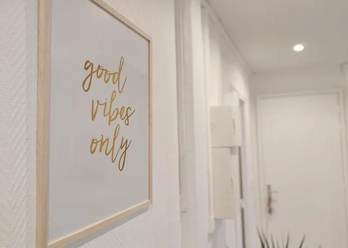 Apartman L'atmosphere - Centre-ville - Parking - Netflix - 4 Ch - 2 Sde *