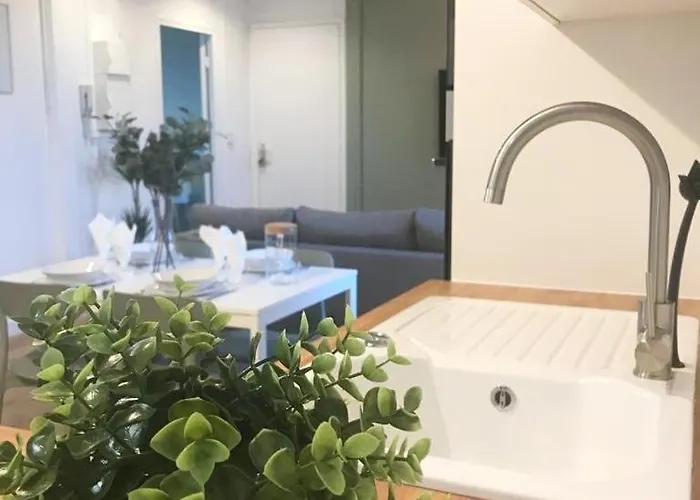 L'atmosphere - Centre-ville - Parking - Netflix - 4 Ch - 2 Sde Apartman