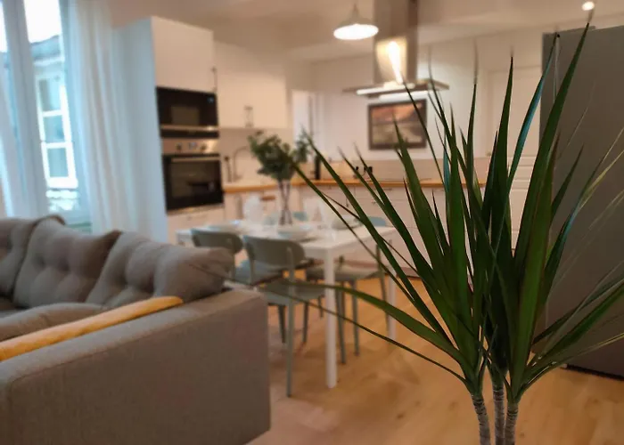 L'atmosphere - Centre-ville - Parking - Netflix - 4 Ch - 2 Sde Апартаменты Труа