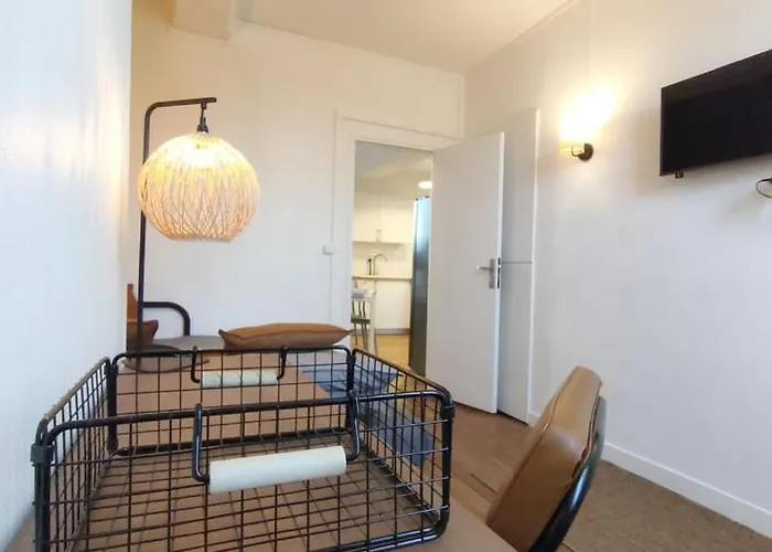 L'atmosphere - Centre-ville - Parking - Netflix - 4 Ch - 2 Sde * Труа