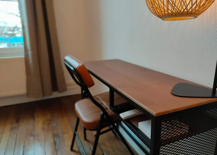 L'atmosphere - Centre-ville - Parking - Netflix - 4 Ch - 2 Sde Troyes