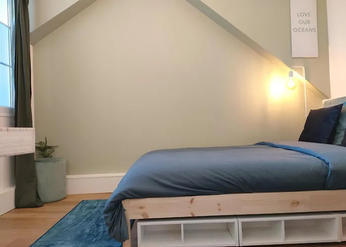 L'atmosphere - Centre-ville - Parking - Netflix - 4 Ch - 2 Sde Труа